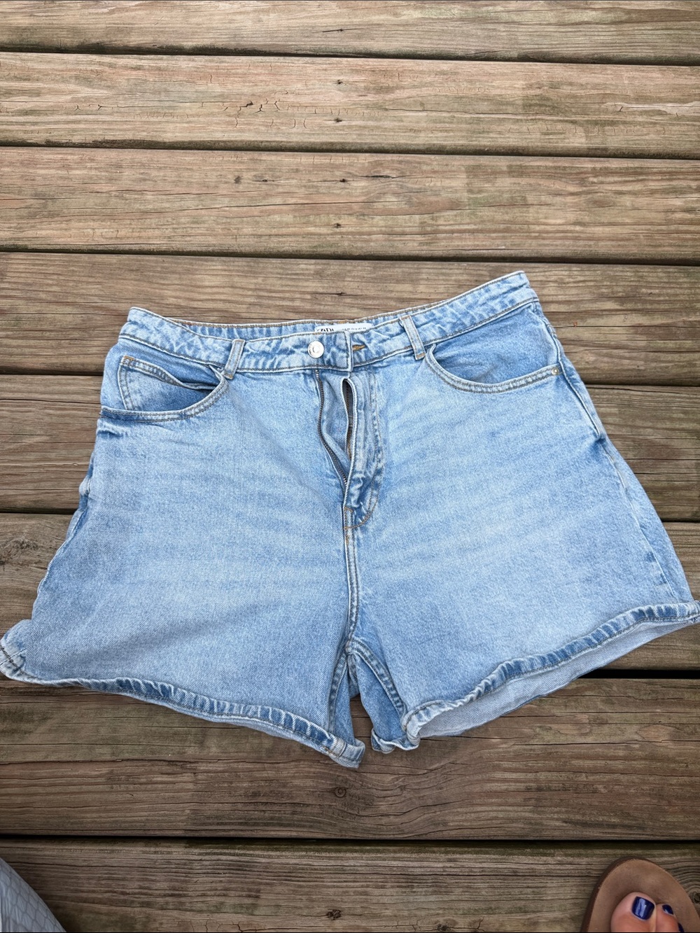 Zara- Light Blue Denim Women’s Shorts
